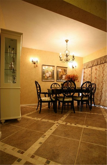 浪漫碎花田園風格120平米三居室餐廳裝修效果圖