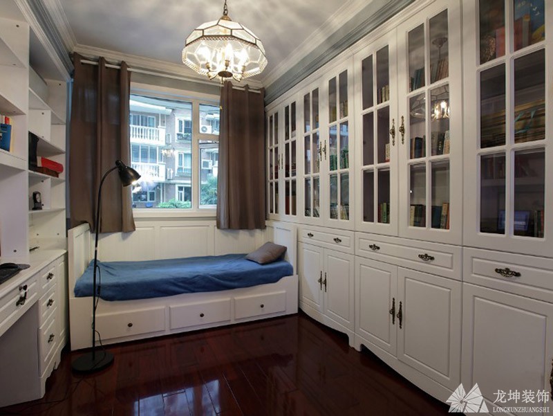 沉穩端莊美式110平米三居室書房吊頂裝修效果圖