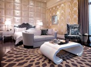 華麗典雅歐式風格120平米三居室臥室背景墻裝修效果圖