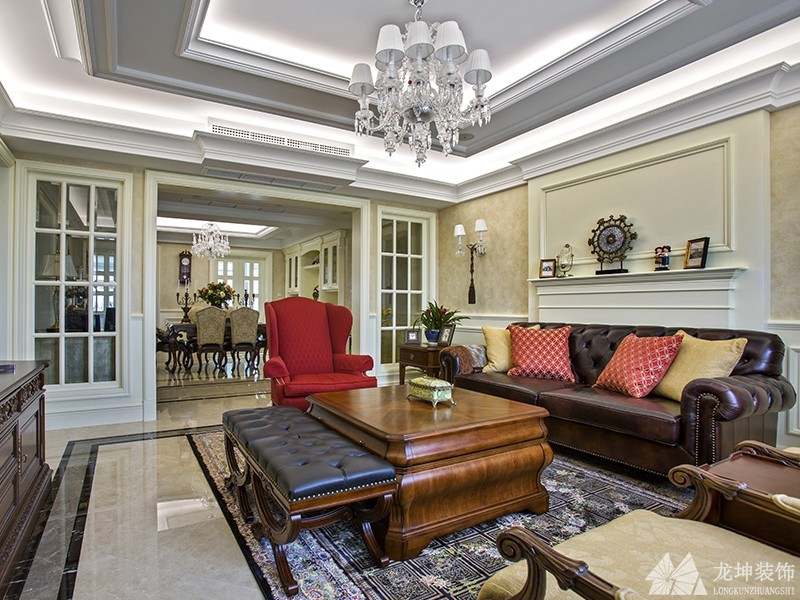 現代經典歐式120平米三居室客廳吊頂裝修效果圖
