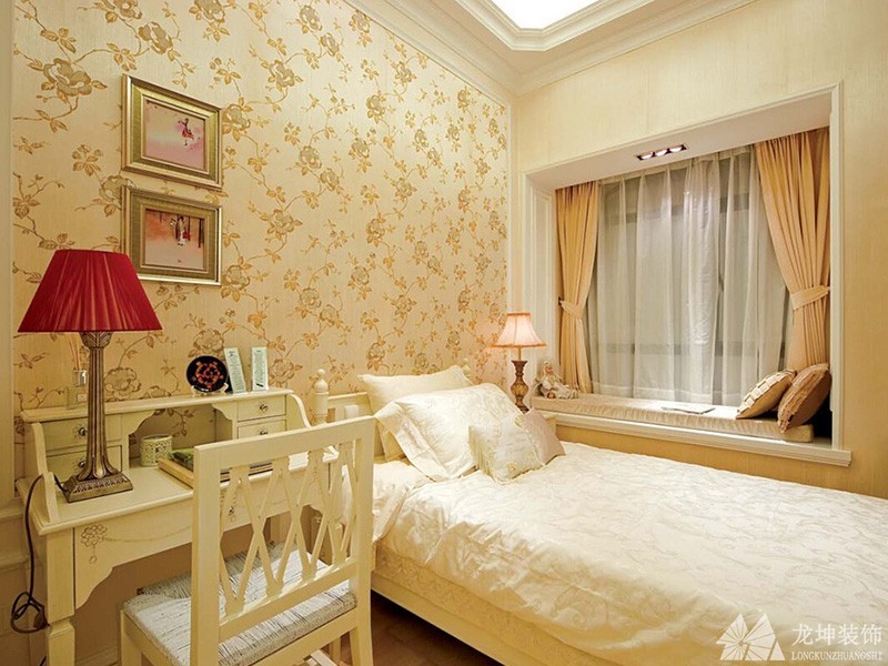 優雅大方歐式風格130平米四居室兒童房背景墻裝修效果圖