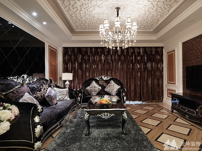 高雅華麗歐式風格120平米三居室客廳吊頂裝修效果圖