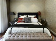 歐式樸實優雅130平米三居室臥室背景墻裝修效果圖