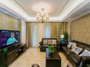 古典設(shè)計歐式風格110平米三居室客廳電視背景墻裝修效果圖