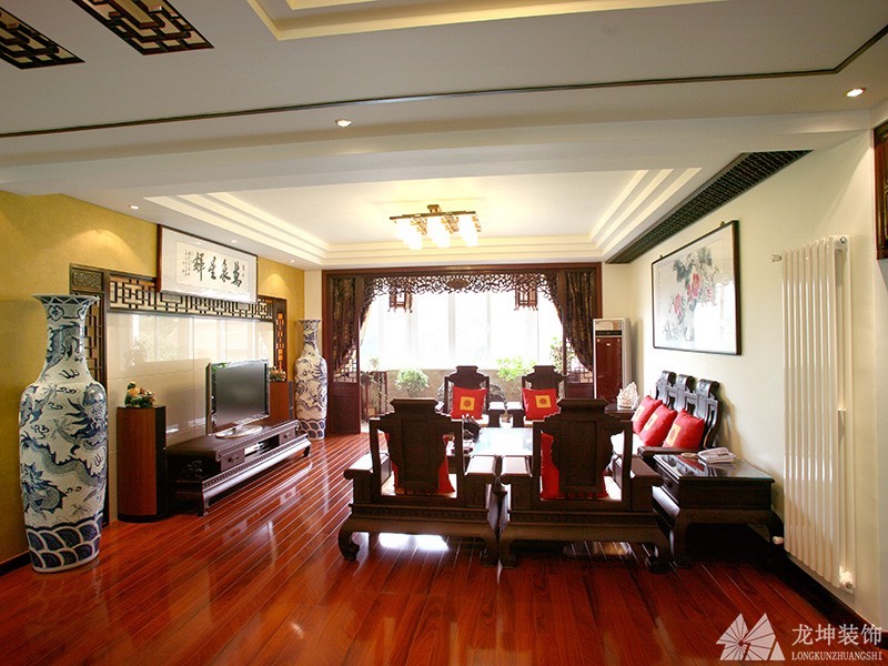 古典大氣中式風格120平米三居室客廳吊頂裝修效果圖