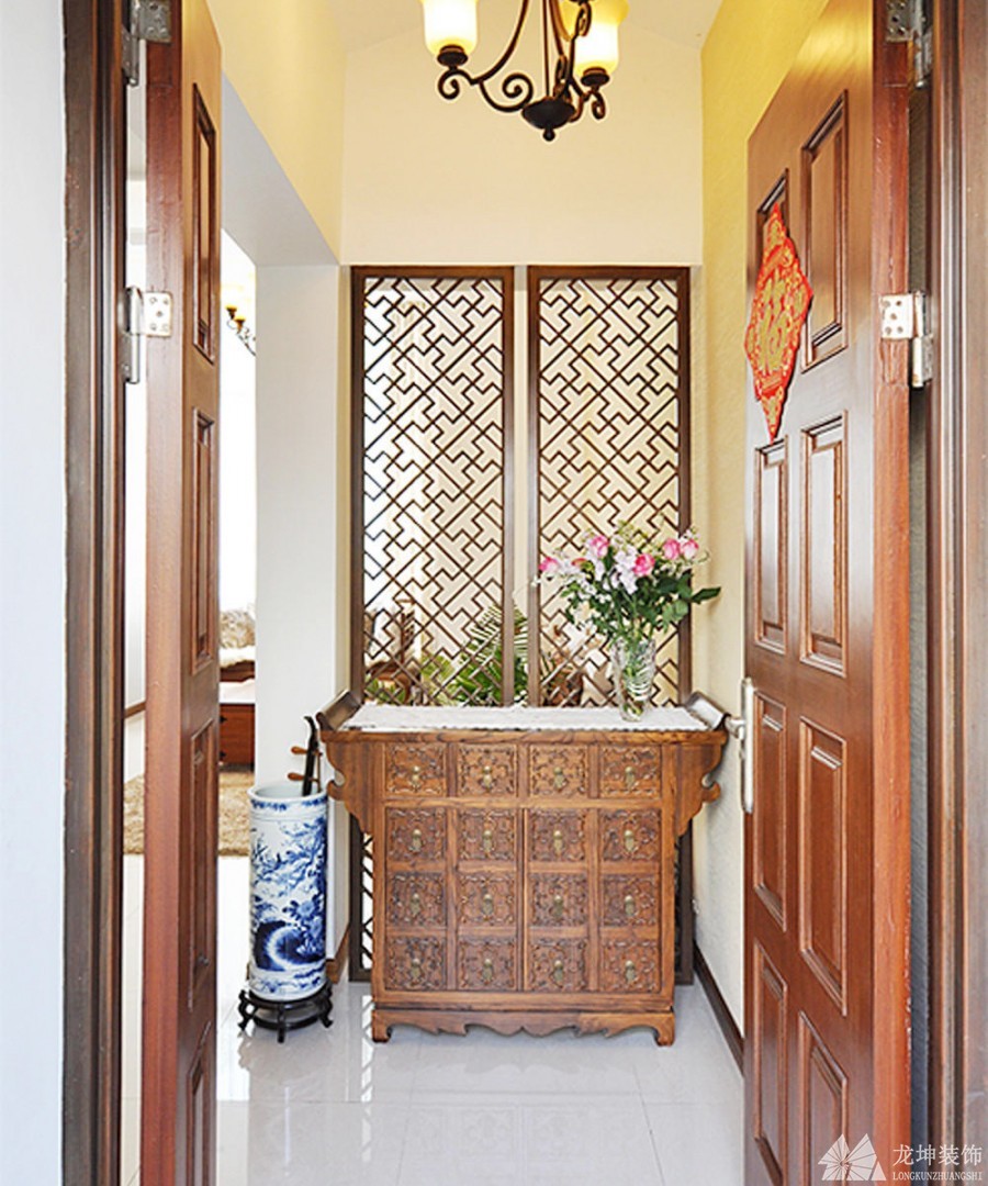 雅致典雅中式風格100平米三居室玄關(guān)過道裝修效果圖