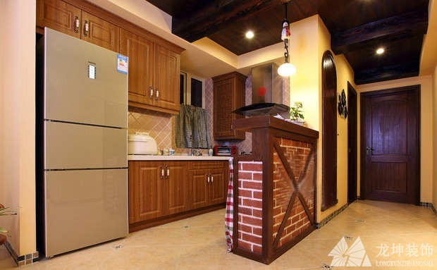 碎花裝飾田園風格85平米二居室廚房櫥柜裝修效果圖