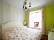 溫馨淡雅田園風格80平米二居室臥室背景墻裝修效果圖