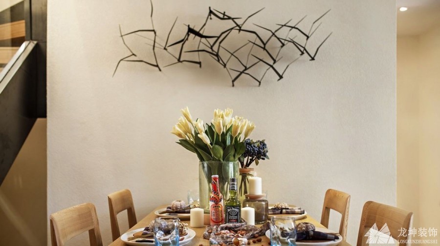 清爽海面北歐風格90平米二居室餐廳背景墻裝修效果圖