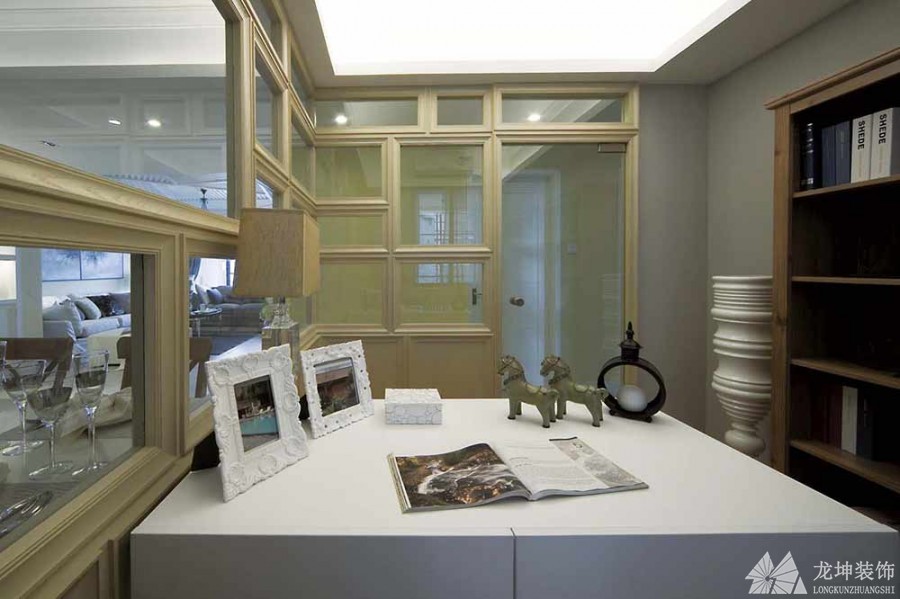 清淡時尚美式風格120平米三居室書房背景墻裝修效果圖