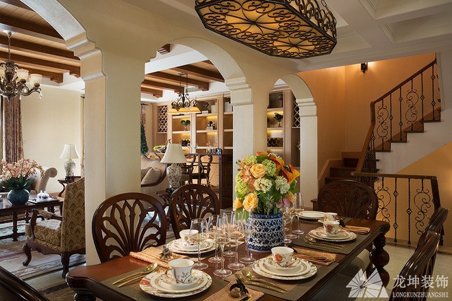 美式暖色沉穩120平米三居室裝修效果圖