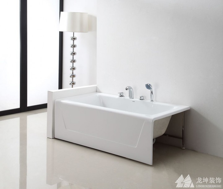 不同浴缸材質的特點