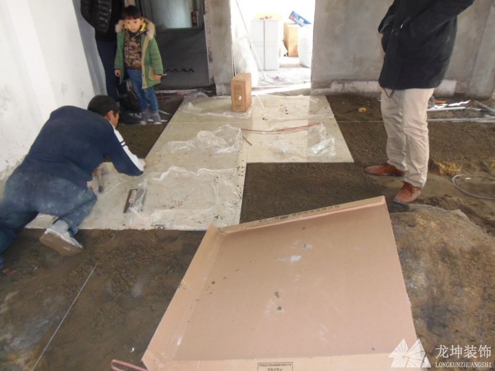 地磚干鋪好還是濕鋪好? 地磚干鋪好還是濕鋪好?